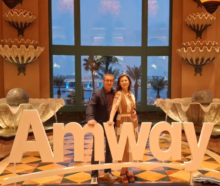 AMWAY verslininkai Rima ir Aleksandras Belousovas padeda klientams pirkti produktus ir uzdirbti Lietuvoje amway-lithuania.com